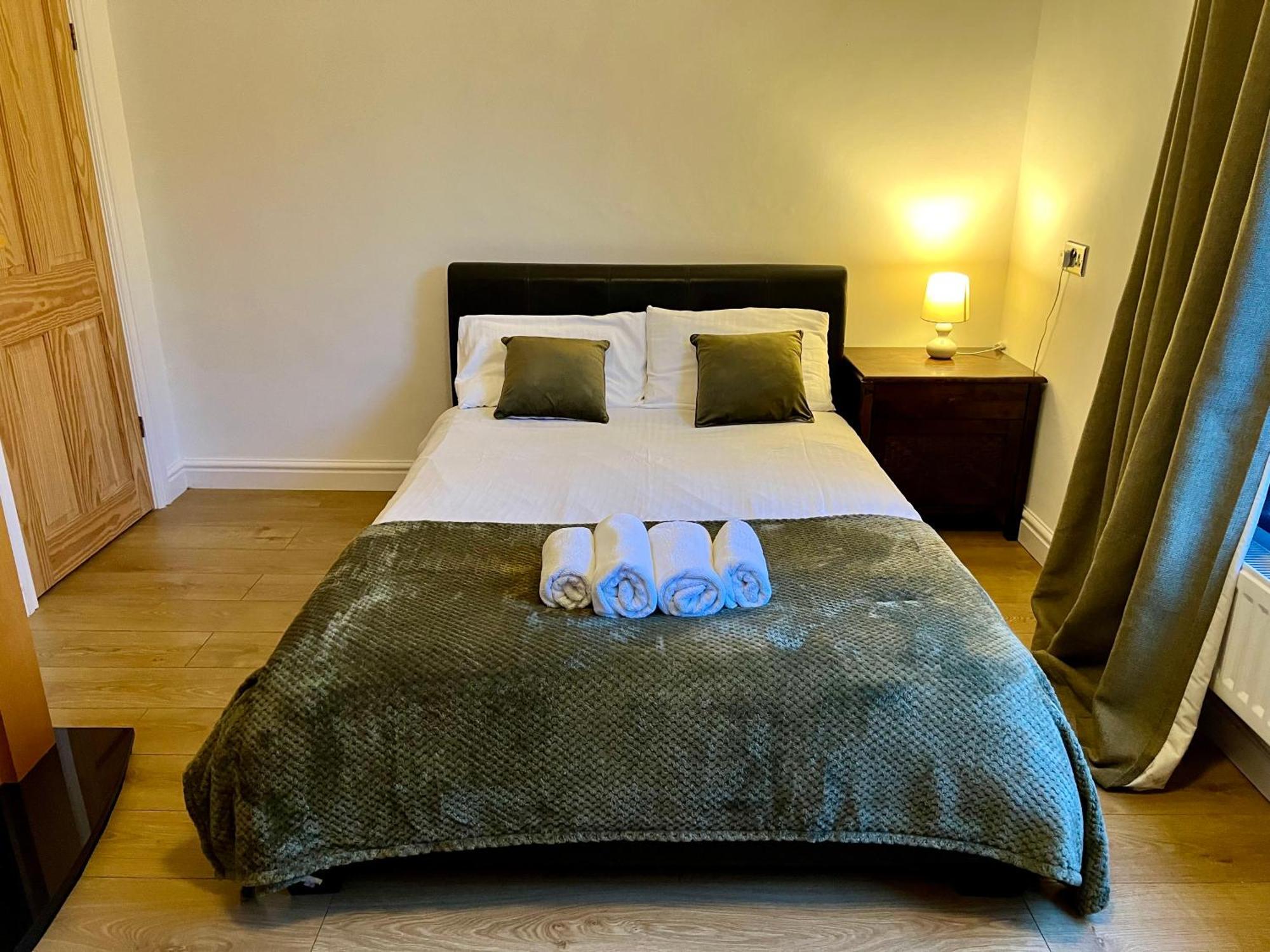 Housefield Stay, Room 4 Stoke-on-Trent Bagian luar foto